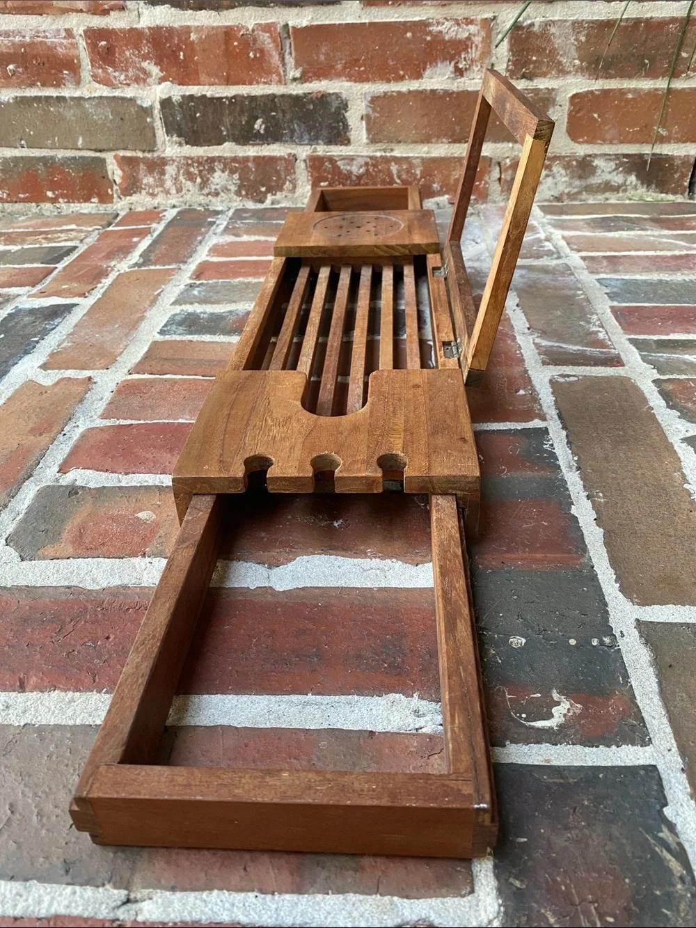 Teakwood Expandable Bath Caddy Tray with Book Stand & Wine Glass Holder